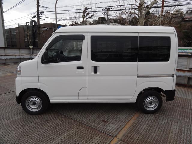 ハイゼットカーゴDXサポカーSワイド適合 ラジオ エアコン アクセサリーソケット コーナーセンサー アイドリングストップ 光軸調整ダイヤル 横滑り防止機能 誤発進抑制機能 パワーウインドウ キーレス(神奈川県)の中古車