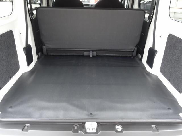 ハイゼットカーゴDXサポカーSワイド適合 ラジオ エアコン アクセサリーソケット コーナーセンサー アイドリングストップ 光軸調整ダイヤル 横滑り防止機能 誤発進抑制機能 パワーウインドウ キーレス(神奈川県)の中古車