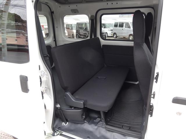 ハイゼットカーゴDXサポカーSワイド適合 ラジオ エアコン アクセサリーソケット コーナーセンサー アイドリングストップ 光軸調整ダイヤル 横滑り防止機能 誤発進抑制機能 パワーウインドウ キーレス(神奈川県)の中古車