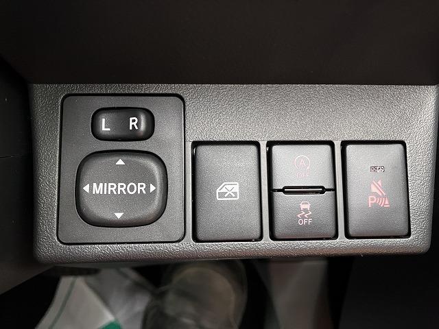 コペンローブ　届け出済み未使用車　オープンカーオープンカー　二人乗　アクティブトップ　シートヒーター　Ｐスタート　ステアリングスイッチ　オートエアコン　スポーツシート　キーフリー（神奈川県）の中古車