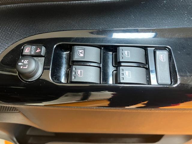 ムーヴキャンバスGブラックアクセントリミテッド SAIIIサポカーSワイド適合 ドラレコ 両側オートスライドドア パノラマモニター対応 ナビ オートエアコン ステアリングスイッチ Pスタート オートハイビーム ETC 置きラクボックス キーフリー(神奈川県)の中古車