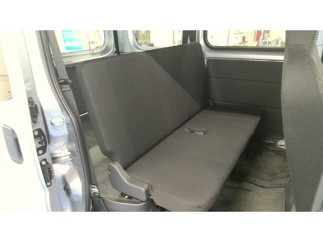 ハイゼットカーゴDXサポカーSワイド適合 ラジオ エアコン アクセサリーソケット コーナーセンサー アイドリングストップ 光軸調整ダイヤル 横滑り防止機能 誤発進抑制機能 パワーウインドウ キーレス(神奈川県)の中古車