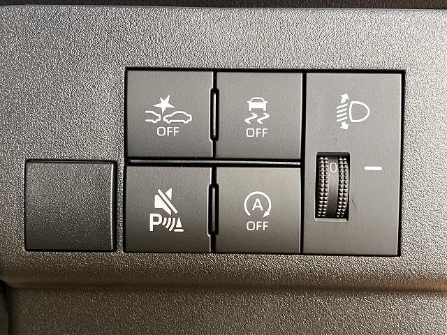 ハイゼットカーゴＤＸサポカーＳワイド適合　ラジオ　エアコン　アクセサリーソケット　コーナーセンサー　アイドリングストップ　光軸調整ダイヤル　横滑り防止機能　誤発進抑制機能　パワーウインドウ　キーレス（神奈川県）の中古車