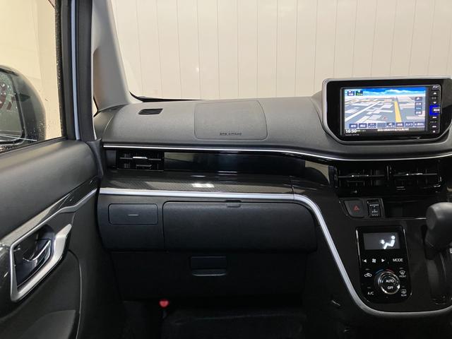 ムーヴカスタム　ＸリミテッドII　ＳＡIII　カーナビ　ＵＳＢサポカーＳワイド適合　パノラマモニター対応　ステアリングスイッチ　ＵＳＢ接続端子　Ｐスタート　運転席シートヒーター　アイドリングストップ　横滑り防止機能　誤発進抑制機能　オートハイビーム　　キーフリー（神奈川県）の中古車