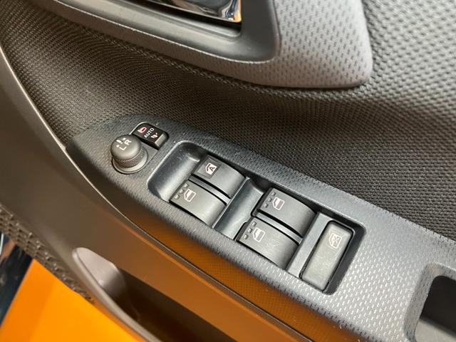 ムーヴＸリミテッドII　ＳＡIII　カーナビ　ドラレコ　ＵＳＢサポカーＳワイド適合　ドラレコ　ステアリングスイッチ　オートエアコン　Ｐスタート　運転席シートヒーター　アイドリングストップ　横滑り防止機能　誤発進抑制機能　オートハイビーム　キーフリー（神奈川県）の中古車