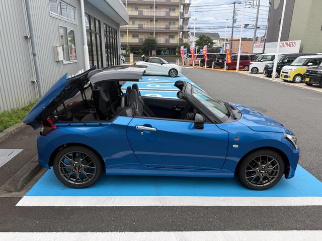 コペンＧＲ　スポーツオープンカー　二人乗　アクティブトップ　ｍｏｍｏ製ステアリングホイール　レカロ製スポーツシート　ＢＢＳ製アルミホイール　シートヒーター　ステアリングスイッチ　Ｐスタート　純正カーナビ　キーフリー（神奈川県）の中古車