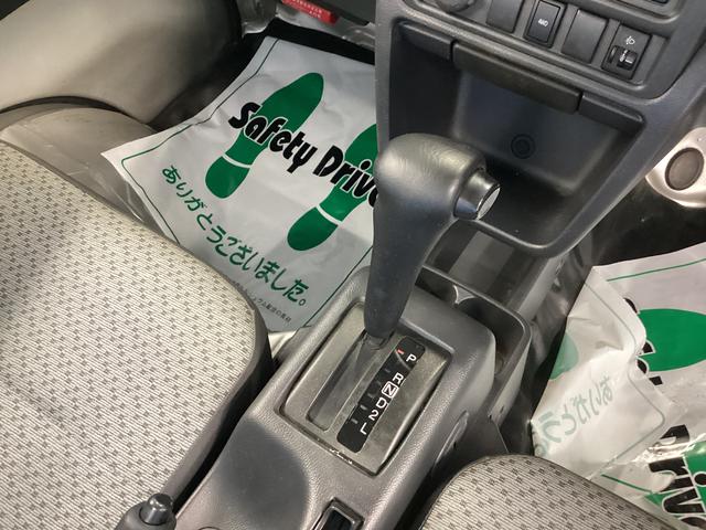 キャリイトラックＫＣエアコン・パワステエアコン　パワステ　ラジオ　４ＷＤ　マット　バイザー（岐阜県）の中古車