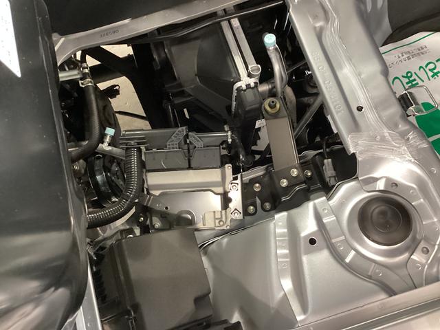 ハイゼットトラックスタンダード衝突被害軽減ブレーキ　横滑り防止装置　４ＷＤ　ＭＴ　オートマチックハイビーム　アイドリングストップ　オートライト　ラジオ　エアコン　マット　バイザー（岐阜県）の中古車