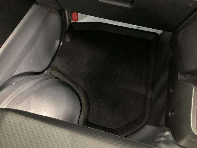 ハイゼットトラックスタンダード衝突被害軽減ブレーキ　横滑り防止装置　４ＷＤ　ＭＴ　オートマチックハイビーム　アイドリングストップ　オートライト　ラジオ　エアコン　マット　バイザー（岐阜県）の中古車