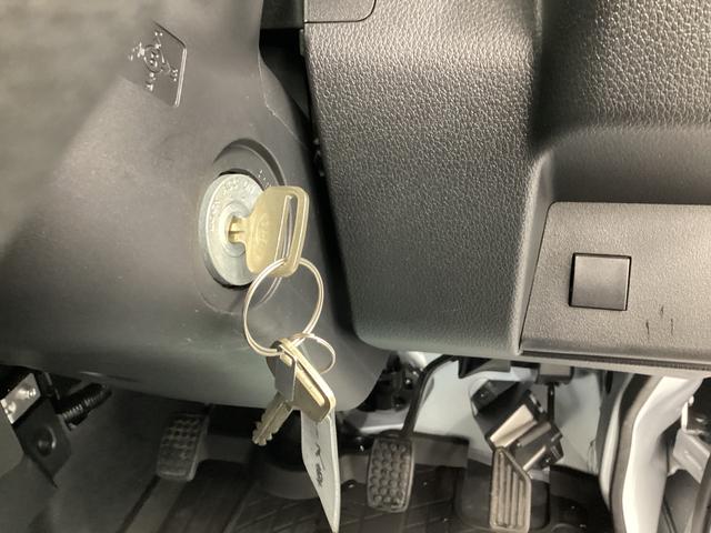 ハイゼットトラックスタンダード衝突被害軽減ブレーキ　横滑り防止装置　４ＷＤ　ＭＴ　オートマチックハイビーム　アイドリングストップ　オートライト　ラジオ　エアコン　マット　バイザー（岐阜県）の中古車
