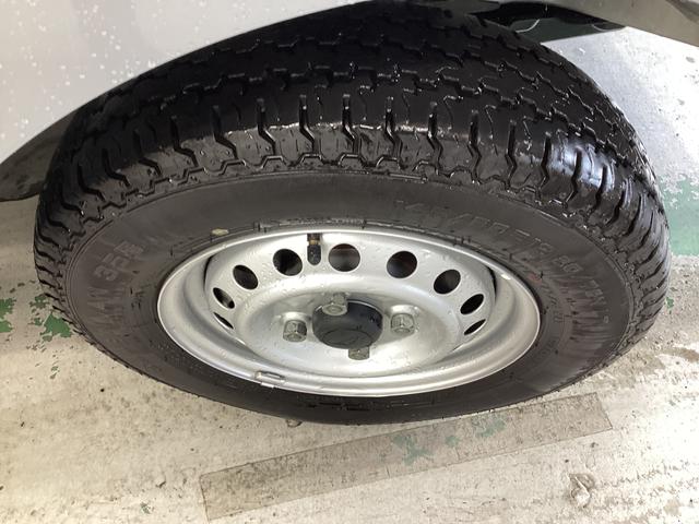 ハイゼットトラックスタンダード衝突被害軽減ブレーキ　横滑り防止装置　４ＷＤ　ＭＴ　オートマチックハイビーム　アイドリングストップ　オートライト　ラジオ　エアコン　マット　バイザー（岐阜県）の中古車