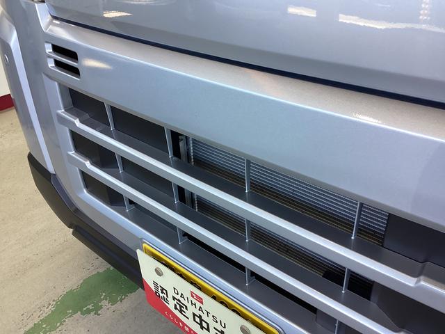 ハイゼットカーゴＤＸ衝突被害軽減ブレーキ　横滑り防止装置　４ＷＤ　オートマチックハイビーム　アイドリングストップ　オートライト　キーレス　ラジオ　エアコン　マット（岐阜県）の中古車