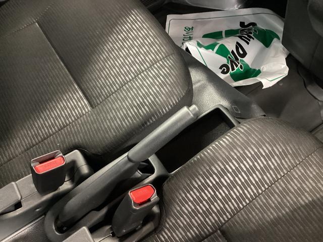 ハイゼットカーゴＤＸ衝突被害軽減ブレーキ　横滑り防止装置　４ＷＤ　オートマチックハイビーム　アイドリングストップ　オートライト　キーレス　ラジオ　エアコン　マット（岐阜県）の中古車