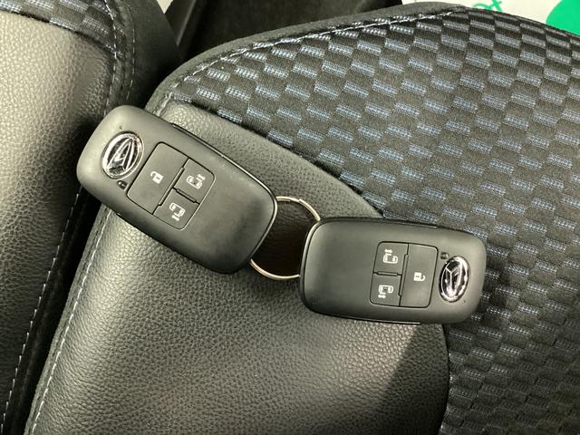 タントカスタムＲＳ衝突被害軽減ブレーキ　横滑り防止装置　パノラマカメラ　オートマチックハイビーム　アイドリングストップ　ステアリングスイッチ　オートライト　キーフリーシステム　　オートエアコン　マット　バイザー（岐阜県）の中古車