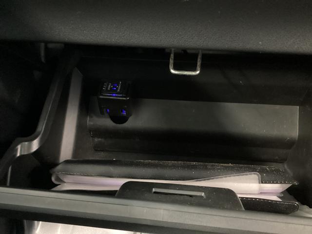 ハイゼットカーゴスペシャルＳＡIII衝突被害軽減ブレーキ　横滑り防止装置　２ＷＤ　オートマチックハイビーム　アイドリングストップ　キーレス　マニュアルエアコン　ナビ　ドラレコ　ＥＴＣ　バックカメラ　マット　バイザー（岐阜県）の中古車