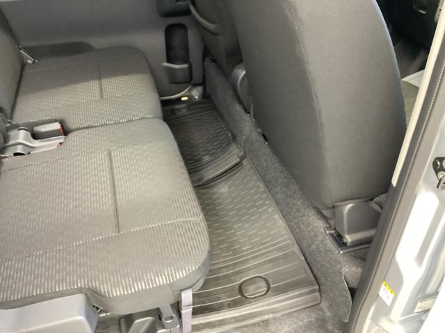 ハイゼットカーゴクルーズターボ衝突被害軽減ブレーキ　横滑り防止装置　４ＷＤ　オートマチックハイビーム　アイドリングストップ　オートライト　キーフリーシステム　エアコン　パワステ　マット（岐阜県）の中古車