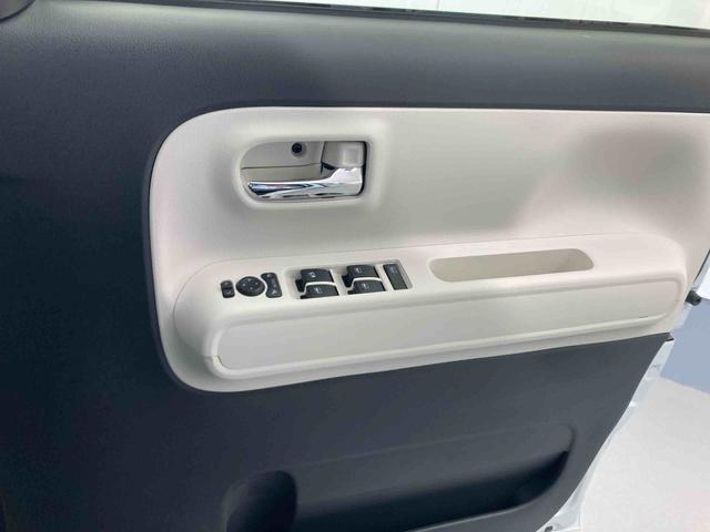 ムーヴキャンバスストライプスＧ衝突被害軽減ブレーキ　横滑り防止装置　オートハイビーム　アイドリングストップ　ステアリングスイッチ　オートライト　キーフリーシステム　オートエアコン　ナビ　パノラマカメラ　ドラレコ　ＥＴＣ　マット（岐阜県）の中古車