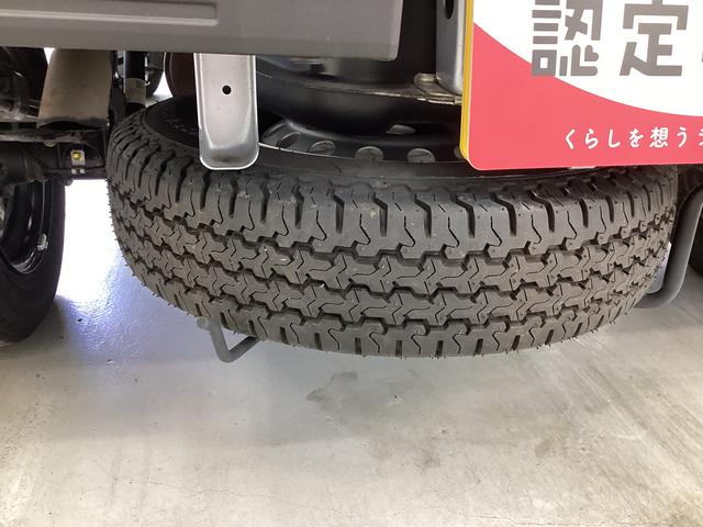 ハイゼットトラックスタンダード衝突被害軽減ブレーキ　横滑り防止装置　４ＷＤ　ＣＶＴ　オートマチックハイビーム　アイドリングストップ　オートライト　エアコン　パワステ　ラジオ　マット　バイザー（岐阜県）の中古車