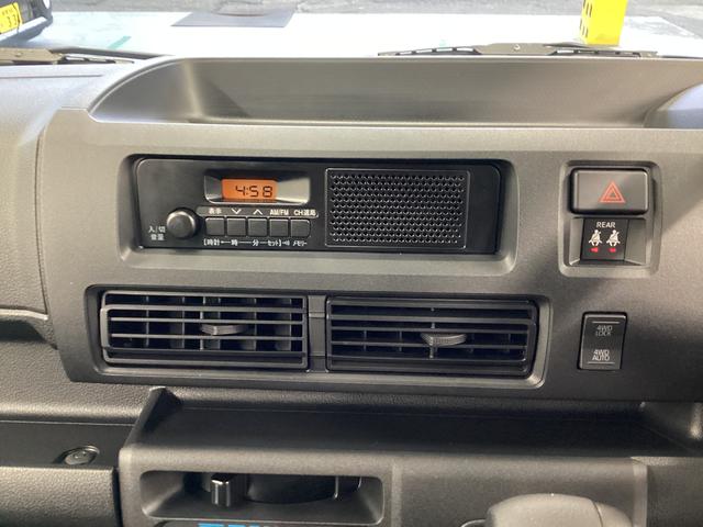 ハイゼットカーゴＤＸ衝突被害軽減ブレーキ　横滑り防止装置　４ＷＤ　ＣＶＴ　エアコン　パワステ　ラジオ　オートハイビーム　アイドリングストップ　オートライト（岐阜県）の中古車