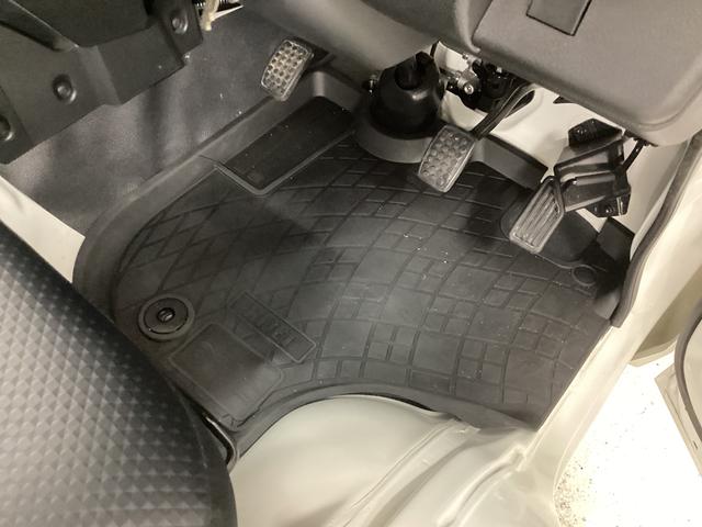 ハイゼットトラックスタンダード衝突被害軽減ブレーキ　横滑り防止装置　２ＷＤ　ＭＴ　エアコン　パワステ　ラジオ　オートハイビーム　アイドリングストップ　オートライト　マット　バイザー　マット　バイザー（岐阜県）の中古車