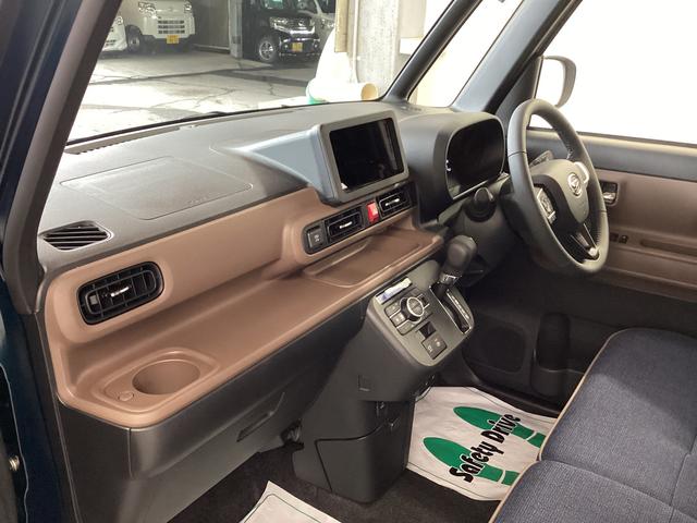 ムーヴキャンバスセオリーＧ衝突被害軽減ブレーキ　横滑り防止装置　４ＷＤ　オートハイビーム　アイドリングストップ　ステアリングスイッチ　オートライト　キーフリーシステム　オートエアコン　パノラマカメラ（岐阜県）の中古車