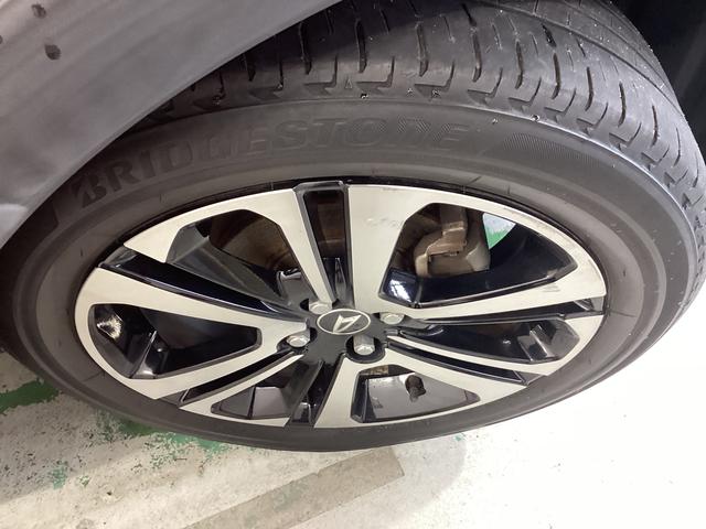 ロッキープレミアム衝突被害軽減ブレーキ　横滑り防止装置　オートハイビーム　アイドリングストップ　ステアリングスイッチ　オートライト　キーフリー　オートエアコン　ナビ　ドラレコ　パノラマカメラ　ＥＴＣ　マット　バイザー（岐阜県）の中古車