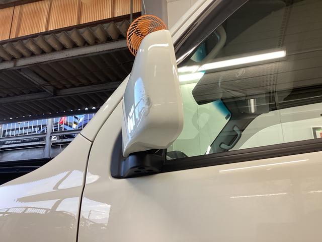 ハイゼットカーゴクルーズＳＡIII衝突被害軽減ブレーキ　横滑り防止装置　４ＷＤ　ＭＴ　エアコン　パワステ　ＣＤチューナー　オートハイビーム　アイドリングストップ　オートライト　キーレス　マット　バイザー（岐阜県）の中古車