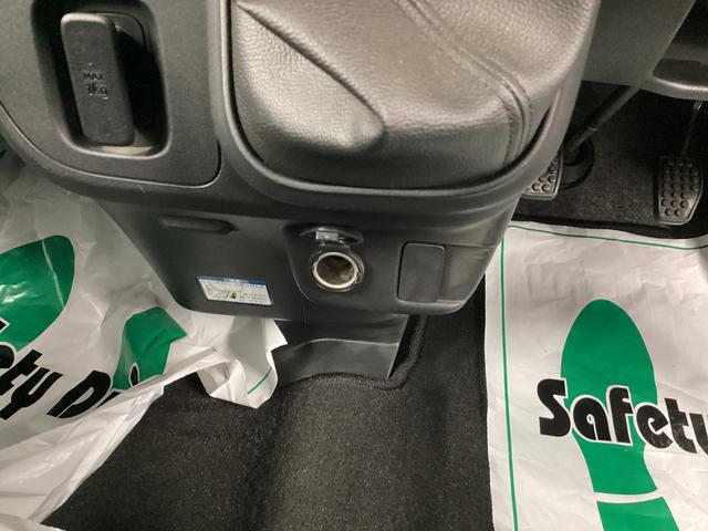 ハイゼットカーゴクルーズＳＡIII衝突被害軽減ブレーキ　横滑り防止装置　４ＷＤ　ＭＴ　エアコン　パワステ　ＣＤチューナー　オートハイビーム　アイドリングストップ　オートライト　キーレス　マット　バイザー（岐阜県）の中古車