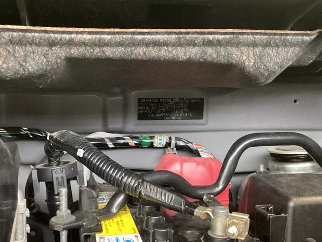 タントカスタムＲＳ　トップエディションリミテッドＳＡIII衝突被害軽減ブレーキ　横滑り防止装置　４ＷＤ　オートハイビーム　アイドリングストップ　ステアリングスイッチ　オートライト　キーフリー　エアコン　ナビ　ドラレコ　パノラマカメラ　ＥＴＣ　マット　バイザー（岐阜県）の中古車