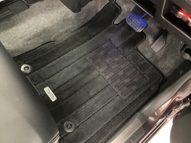 タントカスタムＲＳ　トップエディションリミテッドＳＡIII衝突被害軽減ブレーキ　横滑り防止装置　４ＷＤ　オートハイビーム　アイドリングストップ　ステアリングスイッチ　オートライト　キーフリー　エアコン　ナビ　ドラレコ　パノラマカメラ　ＥＴＣ　マット　バイザー（岐阜県）の中古車
