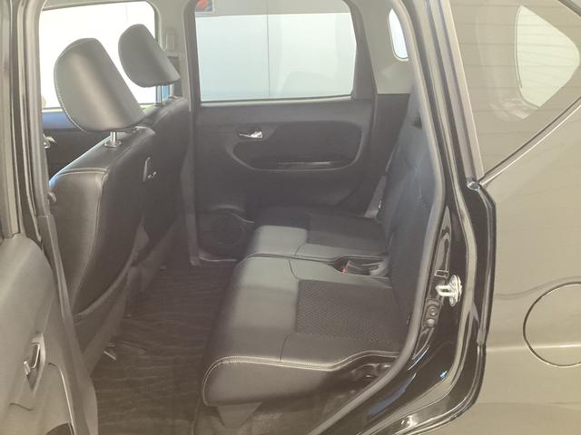 ムーヴカスタム　ＲＳ　ハイパーリミテッドＳＡIII衝突被害軽減ブレーキ　横滑り防止装置　オートハイビーム　アイドリングストップ　ステアリングスイッチ　オートライト　キーフリー　オートエアコン　ナビ　ドラレコ　パノラマカメラ　ＥＴＣ　マット　バイザー（岐阜県）の中古車