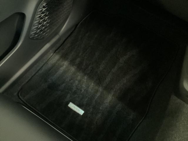 ムーヴカスタム　ＲＳ　ハイパーリミテッドＳＡIII衝突被害軽減ブレーキ　横滑り防止装置　オートハイビーム　アイドリングストップ　ステアリングスイッチ　オートライト　キーフリー　オートエアコン　ナビ　ドラレコ　パノラマカメラ　ＥＴＣ　マット　バイザー（岐阜県）の中古車