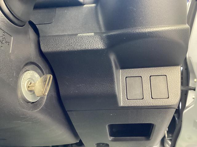 ハイゼットトラックスタンダードSAIIIt衝突被害軽減ブレーキ 横滑り防止装置 4WD MT エアコン パワステ ラジオ LEDオートライト マット バイザー(岐阜県)の中古車
