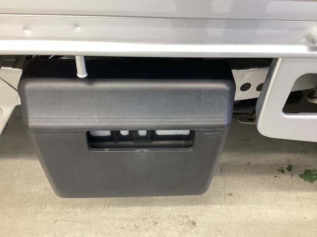 ハイゼットトラックスタンダードSAIIIt衝突被害軽減ブレーキ 横滑り防止装置 4WD MT エアコン パワステ ラジオ LEDオートライト マット バイザー(岐阜県)の中古車