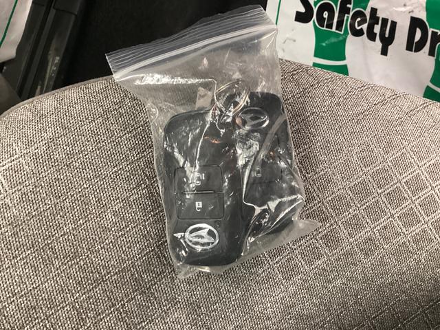 タントX衝突被害軽減ブレーキ 横滑り防止装置 オートハイビーム アイドリングストップ ステアリングスイッチ オートライト キーフリーシステム オートエアコン(岐阜県)の中古車