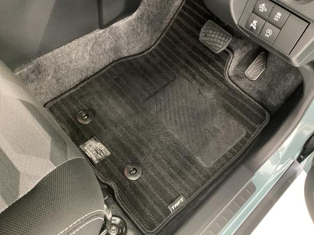 タフトＧ　クロムベンチャー衝突被害軽減ブレーキ　横滑り防止装置　オートハイビーム　アイドリングストップ　ステアリングスイッチ　オートライト　キーフリーシステム　オートエアコン　パノラマカメラ　マット　バイザー（岐阜県）の中古車