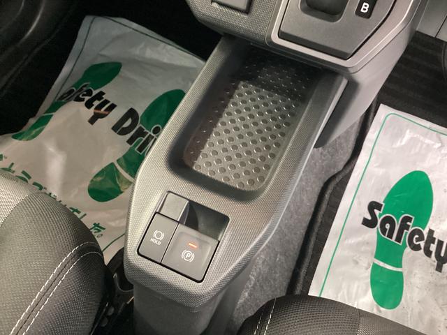 タフトＧ　クロムベンチャー衝突被害軽減ブレーキ　横滑り防止装置　オートハイビーム　アイドリングストップ　ステアリングスイッチ　オートライト　キーフリーシステム　オートエアコン　パノラマカメラ　マット　バイザー（岐阜県）の中古車