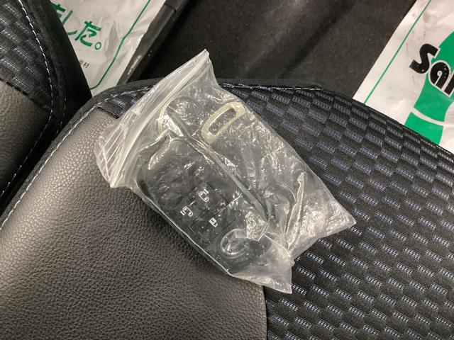 タントカスタムＸ衝突被害軽減ブレーキ　横滑り防止装置　オートハイビーム　アイドリングストップ　ステアリングスイッチ　オートライト　キーフリーシステム　オートエアコン　パノラマカメラ（岐阜県）の中古車