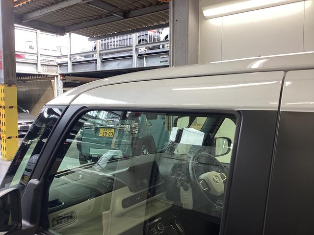 ムーヴキャンバスストライプスＧ衝突被害軽減ブレーキ　横滑り防止装置　４ＷＤ　オートハイビーム　アイドリングストップ　ステアリングスイッチ　オートライト　キーフリーシステム　オートエアコン　パノラマカメラ（岐阜県）の中古車