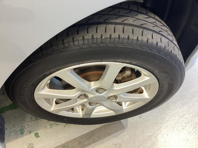 タントカスタムＸ　トップエディションＳＡ衝突被害軽減ブレーキ　横滑り防止装置　アイドリングストップ　ステアリングスイッチ　オートライト　キーフリーシステム　オートエアコン　ナビ　バックカメラ　マット　バイザー（岐阜県）の中古車