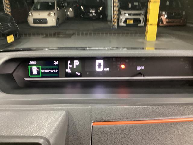 タントファンクロス衝突被害軽減ブレーキ　横滑り防止装置　４ＷＤ　オートハイビーム　アイドリングストップ　ステアリングスイッチ　オートライト　キーフリーシステム　オートエアコン　パノラマカメラ（岐阜県）の中古車