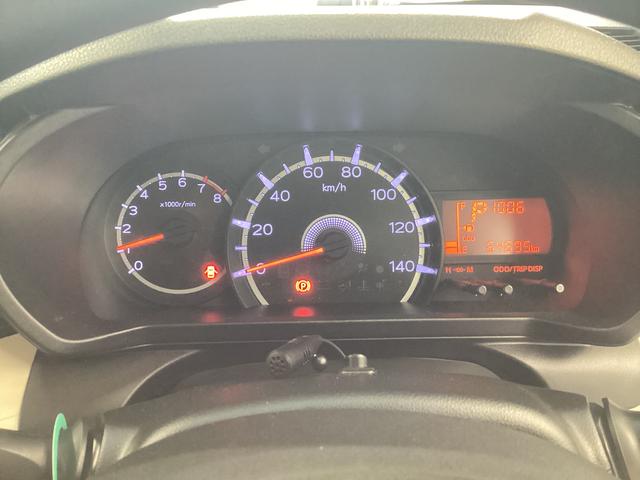 ムーヴＸ　ＳＡII衝突被害軽減ブレーキ　横滑り防止装置　アイドリングストップ　ステアリングスイッチ　オートライト　キーフリーシステム　オートエアコン　ナビ　ドラレコ　バックカメラ　ＥＴＣ　マット　バイザー（岐阜県）の中古車