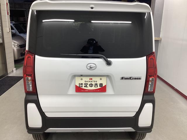 タントファンクロスターボ衝突被害軽減ブレーキ　横滑り防止装置　４ＷＤ　オートハイビーム　アイドリングストップ　ステアリングスイッチ　オートライト　キーフリーシステム　オートエアコン　パノラマカメラ（岐阜県）の中古車