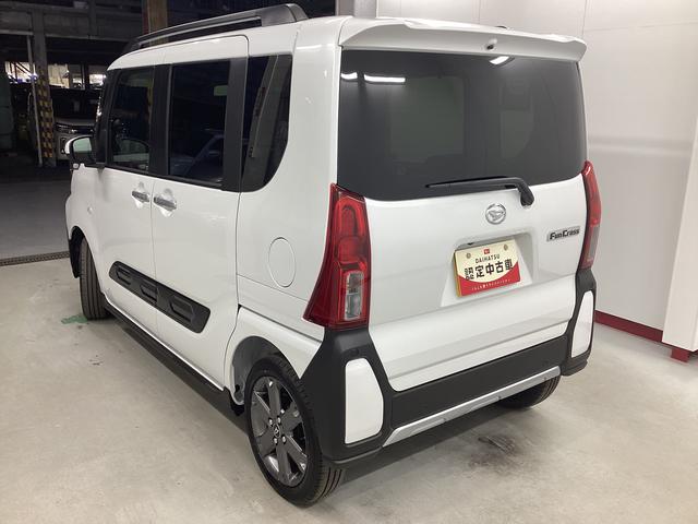 タントファンクロスターボ衝突被害軽減ブレーキ　横滑り防止装置　４ＷＤ　オートハイビーム　アイドリングストップ　ステアリングスイッチ　オートライト　キーフリーシステム　オートエアコン　パノラマカメラ（岐阜県）の中古車