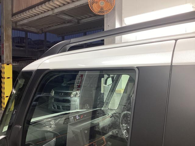 タントファンクロスターボ衝突被害軽減ブレーキ　横滑り防止装置　４ＷＤ　オートハイビーム　アイドリングストップ　ステアリングスイッチ　オートライト　キーフリーシステム　オートエアコン　パノラマカメラ（岐阜県）の中古車