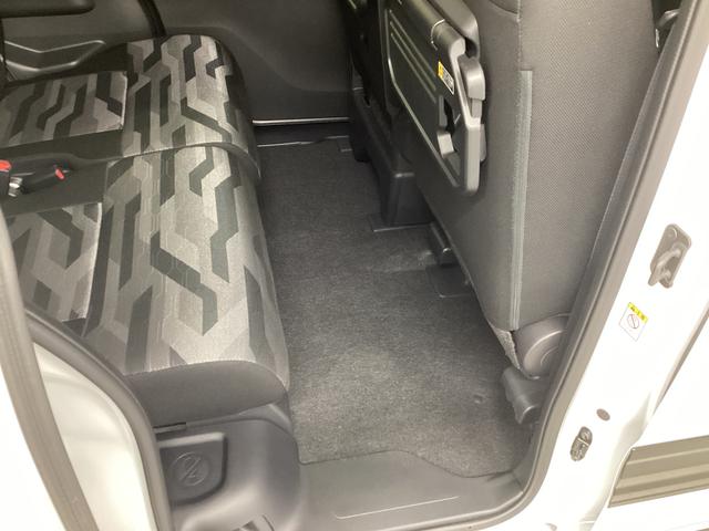 タントファンクロスターボ衝突被害軽減ブレーキ　横滑り防止装置　４ＷＤ　オートハイビーム　アイドリングストップ　ステアリングスイッチ　オートライト　キーフリーシステム　オートエアコン　パノラマカメラ（岐阜県）の中古車