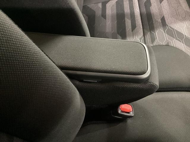 タントファンクロスターボ衝突被害軽減ブレーキ　横滑り防止装置　４ＷＤ　オートハイビーム　アイドリングストップ　ステアリングスイッチ　オートライト　キーフリーシステム　オートエアコン　パノラマカメラ（岐阜県）の中古車