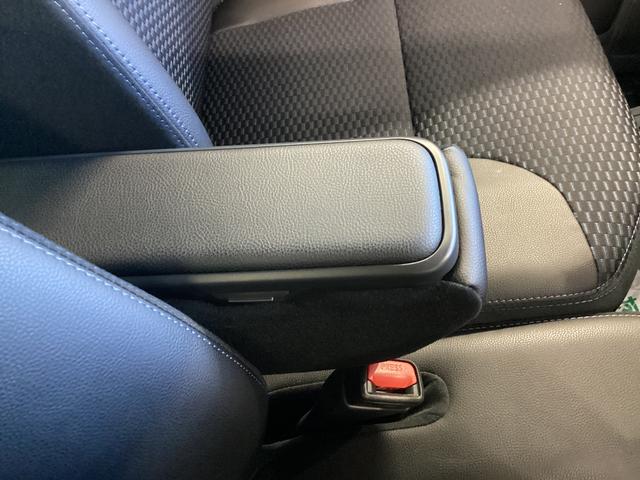 タントカスタムRS衝突被害軽減ブレーキ 横滑り防止装置 オートハイビーム アイドリングストップ ステアリングスイッチ オートライト キーフリーシステム オートエアコン パノラマカメラ マット バイザー(岐阜県)の中古車