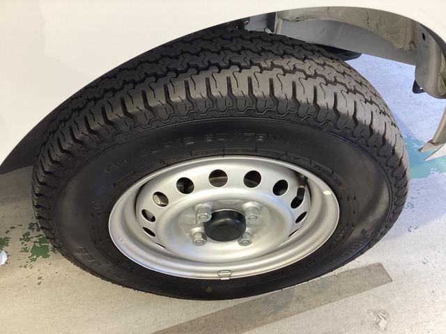 ハイゼットトラックスタンダード衝突被害軽減ブレーキ 横滑り防止装置 4WD CVT エアコン パワステ ラジオ オートハイビーム アイドリングストップ オートライト マット バイザー(岐阜県)の中古車