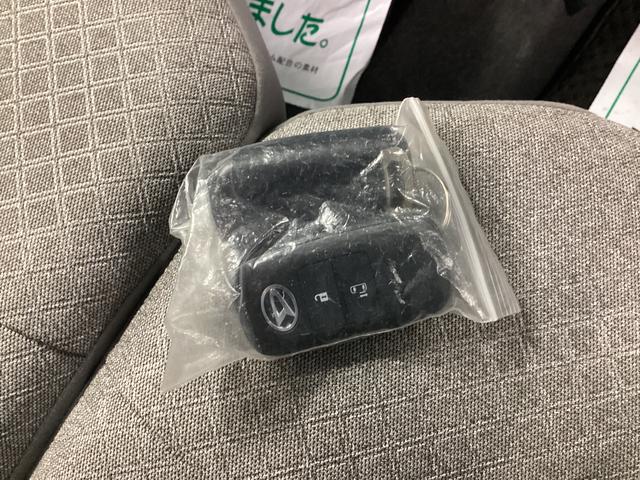 タントX衝突被害軽減ブレーキ 横滑り防止装置 オートハイビーム アイドリングストップ ステアリングスイッチ オートライト キーフリーシステム オートエアコン パノラマカメラ マット バイザー(岐阜県)の中古車